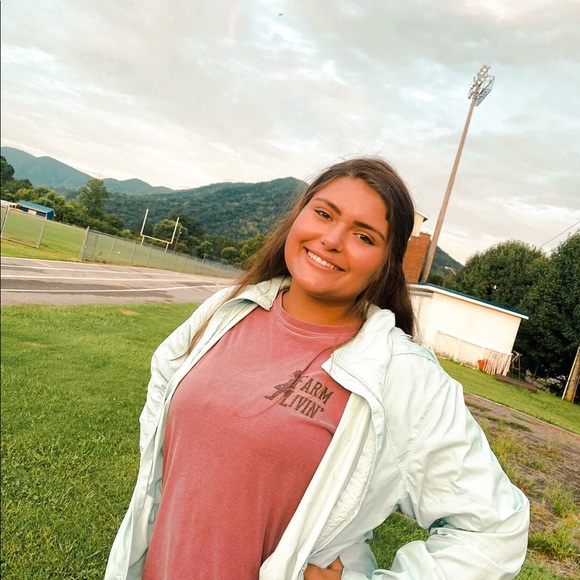 Meet your Posher, Ryan - Picture 4 of 9